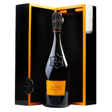 2015 Veuve Clicquot La Grande Dame Brut Champagne image